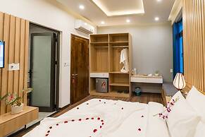 Hoi An Grace River Villa