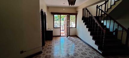 Tisa Suites & Lounge