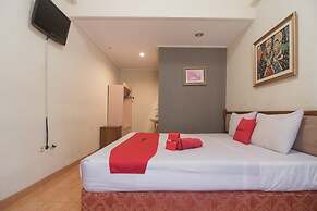 RedDoorz @ Buah Batu 3