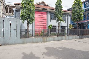 RedDoorz @ Buah Batu 3