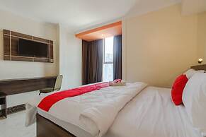 RedDoorz Plus @ Boulevard Panakkukang