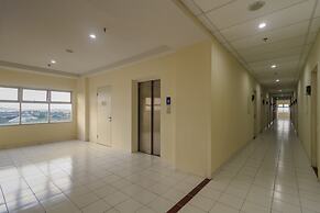 RedDoorz Apartment @ Dramaga Tower