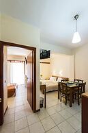 Akroyali Hotel & Villas