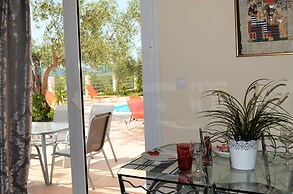 Georgia & Eri Villas