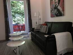 Travel Apartments