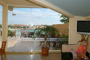 Villa List Hotel