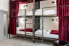 Wake Up Wellness Hostel by goodnite cz