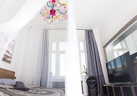 Wake Up Wellness Hostel by goodnite cz