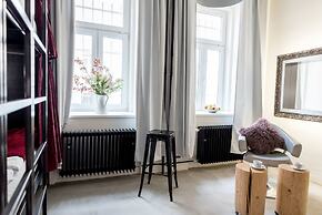 Wake Up Wellness Hostel by goodnite cz