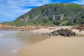 Buccara Noetzie - Lindsay Castle