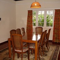 Amboni Lodge