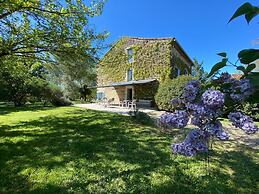 Le Clos Pastel