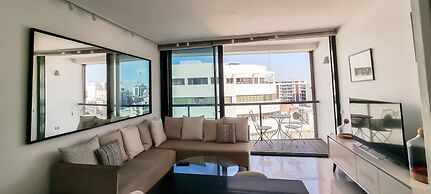 Design Apt Parking Included 2BDR TL30