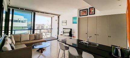 Design Apt Parking Included 2BDR TL30