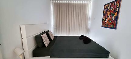 Design Apt Parking Included 2BDR TL30