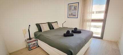 Design Apt Parking Included 2BDR TL30