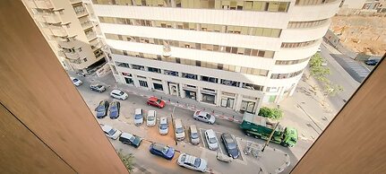 Design Apt Parking Included 2BDR TL30