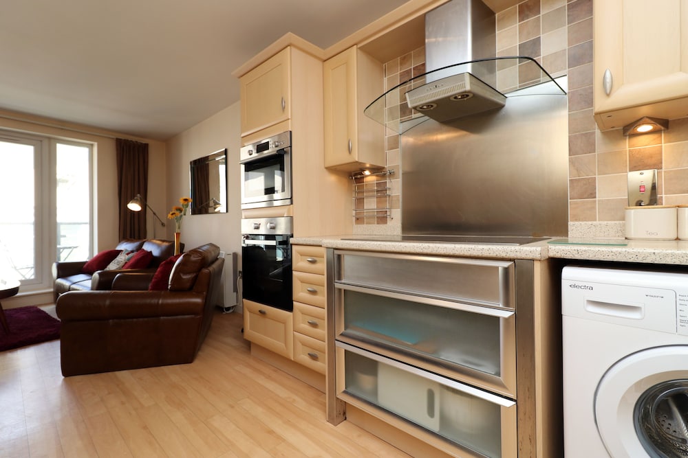 3 Bed Apartment - Mermaid Quay