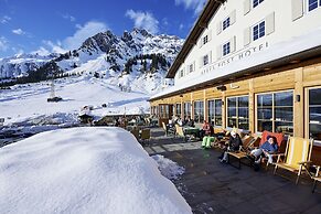 Apres Post Hotel