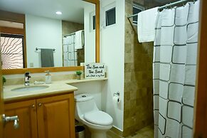 Peninsula 103 2 BR by Casago