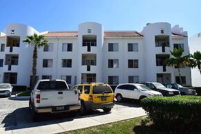 Peninsula 103 2 BR by Casago