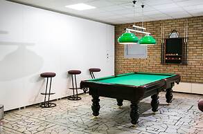 Hostel CapsLock