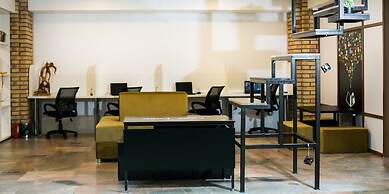 Hostel CapsLock