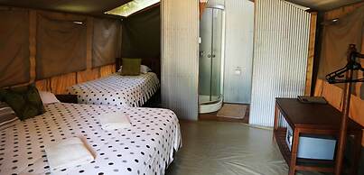 Wildebeest Eco Camp