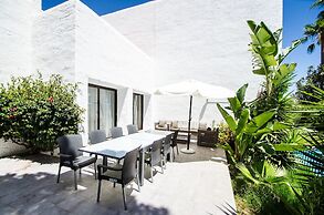 Villa Seafront II