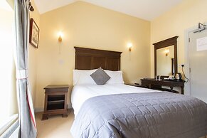 Nevins Inn