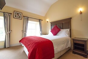 Nevins Inn