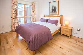 Grand Canal Square Apartments