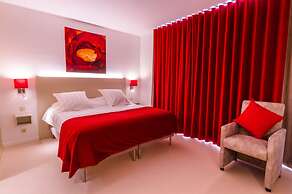 ManavaHotel