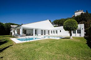 Villa Seafront XI