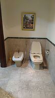 Peaceful Service Suite At Times Square