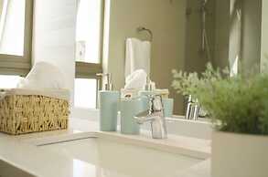Loica Suites