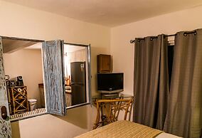 Miraflores 2 BR by Casago