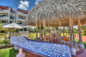 Dapper Beachfront 2 Bedroom Apartment - D201
