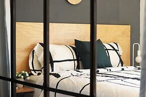 Downtown Suites