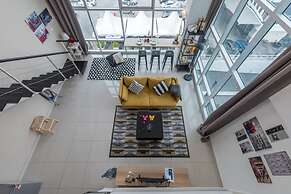 JK Maritime Luxury Suite