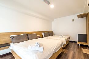 JK Maritime Luxury Suite