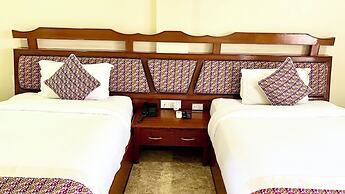 Hotel Earth Light