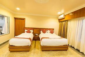 Hotel Earth Light