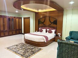 Hotel Earth Light