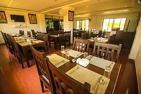 Hotel Aloka Inn