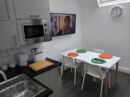 Kapsule Apartments