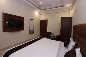 Hotel Dev Ganga