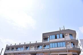 Hotel Savera Inn