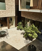 Weymouth Mews