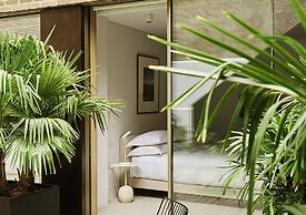 Weymouth Mews